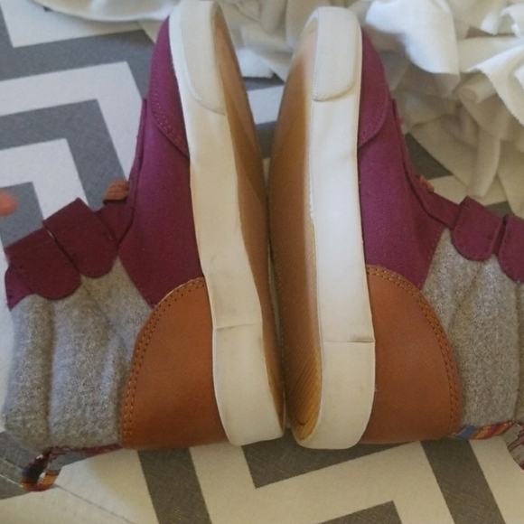 Old Navy boys shoe size 10 - Picture 4 of 7